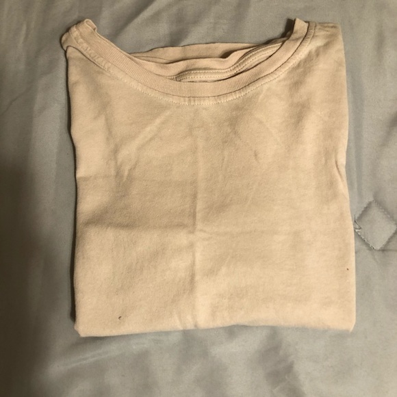 Brandy Melville tee bundle - Picture 1 of 6